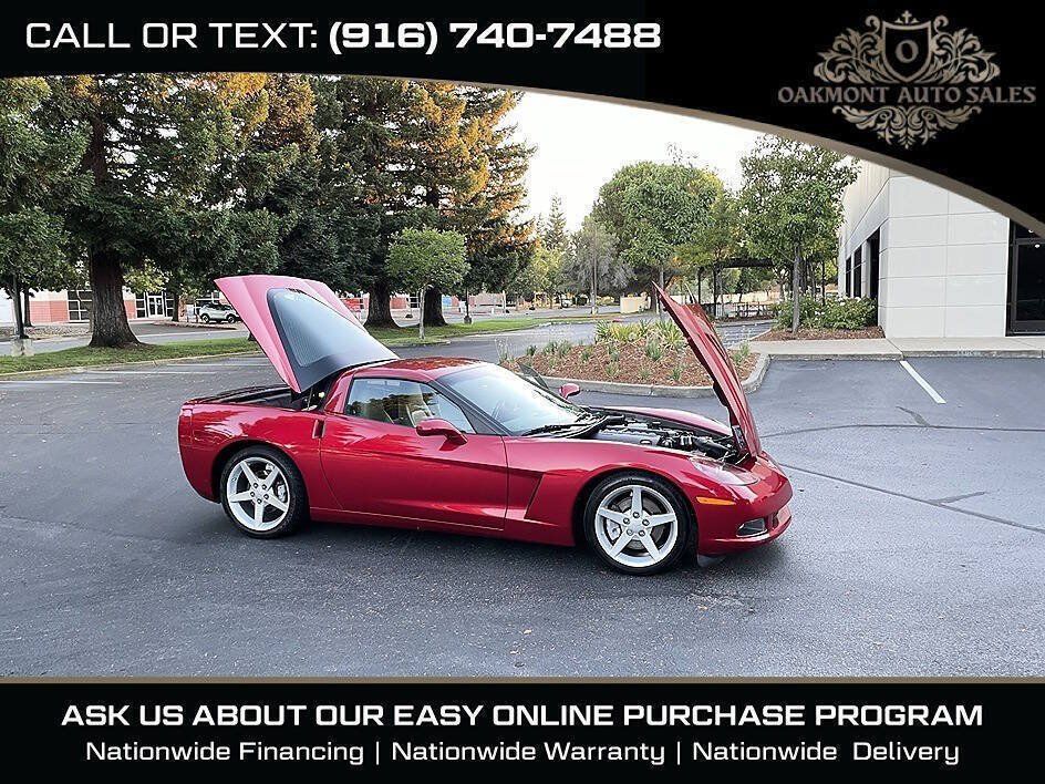 Used 2005 Chevrolet Corvette Coupe w/ Preferred Equipment Group RWD image 28