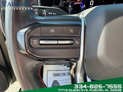 Used 2023 Chevrolet Colorado Z71 image 16