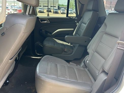 Used 2018 GMC Yukon Denali w/ Denali Ultimate Package AWD/4WD image 14