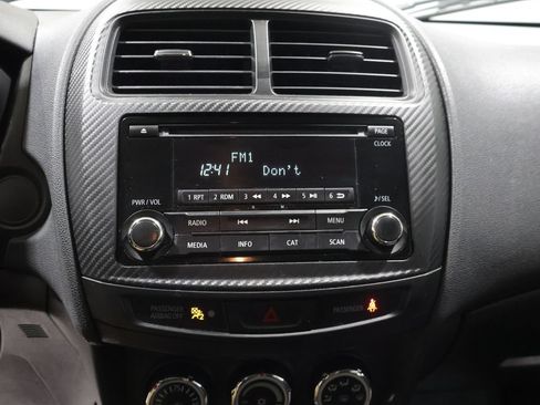 Used 2017 Mitsubishi Outlander Sport ES AWD/4WD image 25