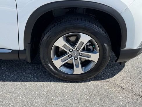 Used 2024 Honda Pilot EX-L image 9