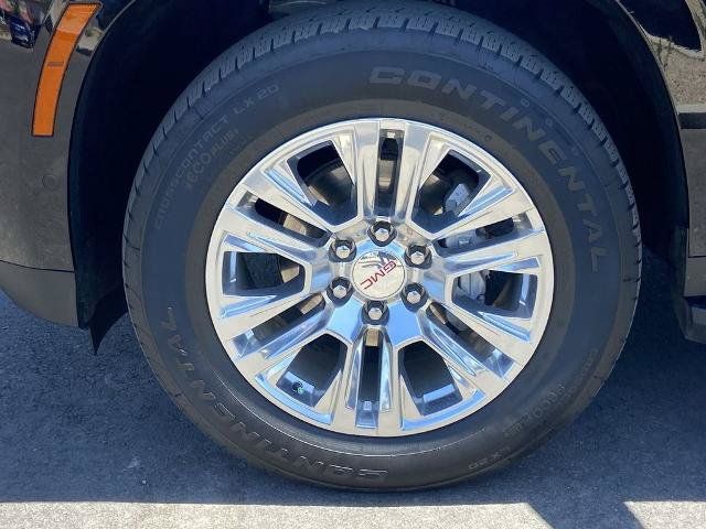 Used 2025 GMC Yukon Denali AWD/4WD image 28