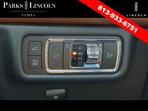 Certified 2023 Lincoln Nautilus Reserve w/ Monochromatic Package FWD image 26
