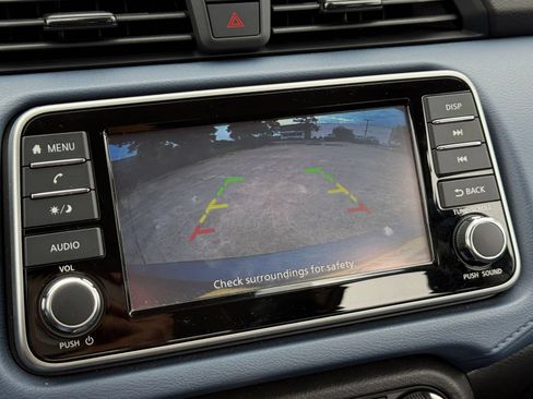 Used 2025 Nissan Versa SV FWD image 24