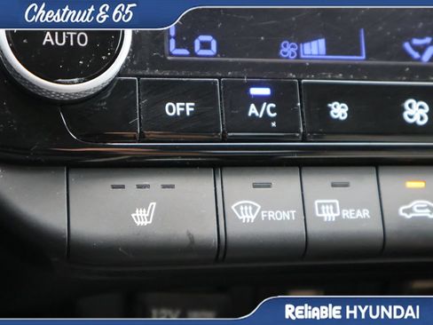 Used 2023 Hyundai Elantra Limited FWD image 38