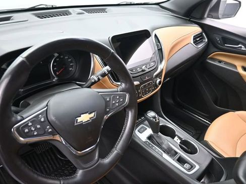 Used 2020 Chevrolet Equinox Premier image 24