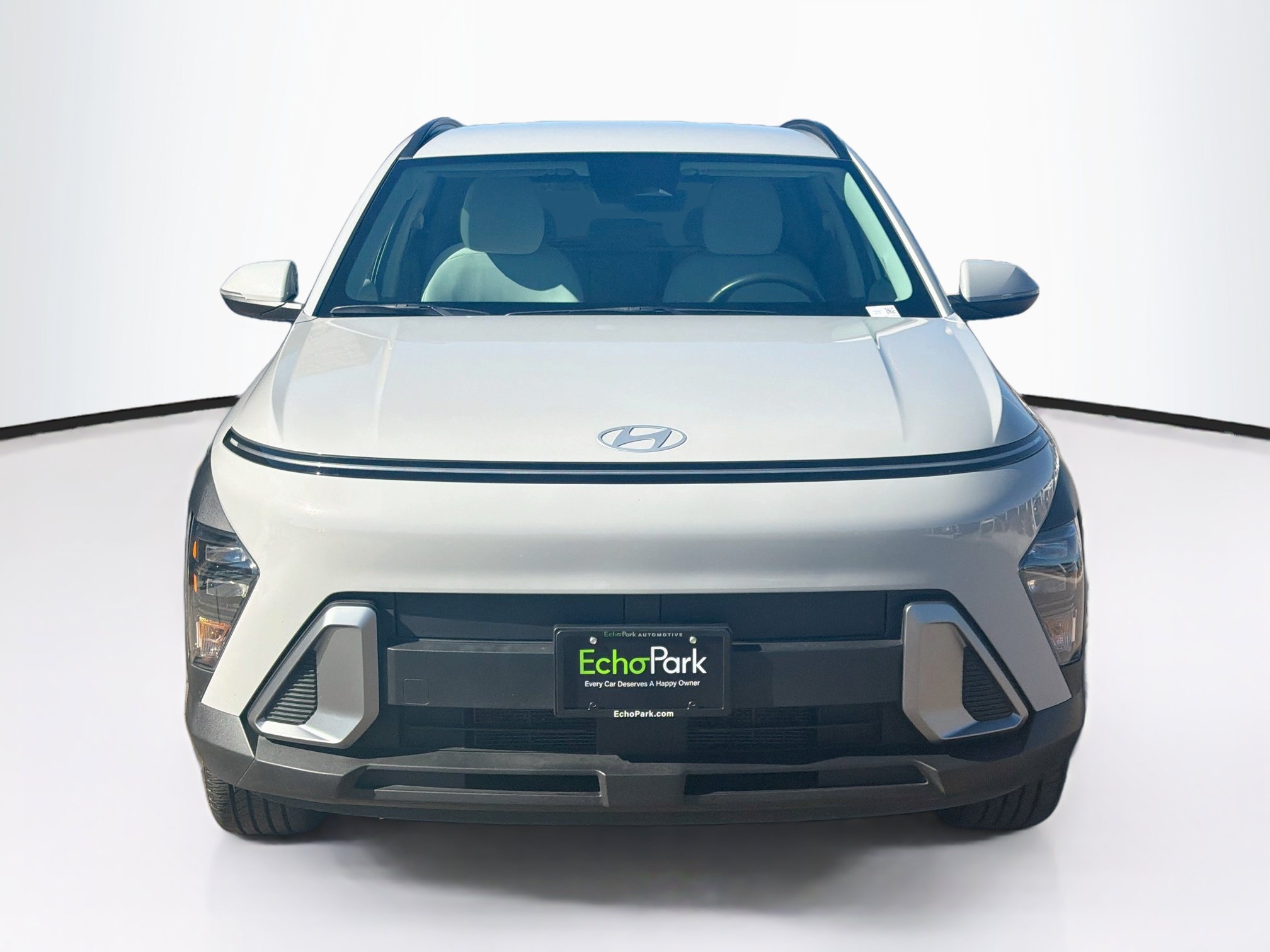Used 2025 Hyundai Kona SEL AWD/4WD image 2