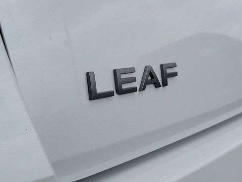 New 2026 Nissan Leaf SV+ w/ Floor Mat Package (SV+) FWD image 17
