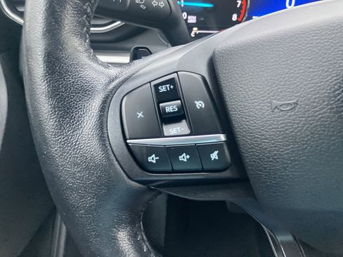 Used 2020 Ford Explorer XLT w/ Equipment Group 202A AWD/4WD image 25