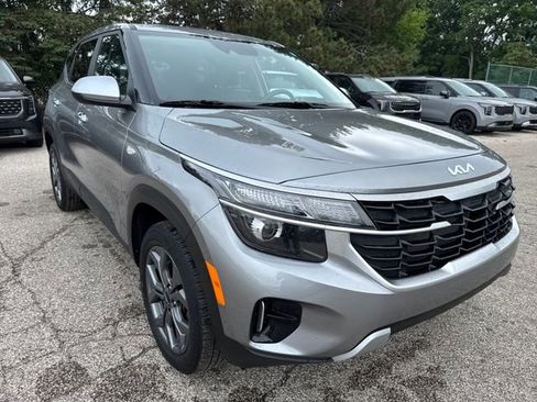 Certified 2024 Kia Seltos LX AWD/4WD image 7