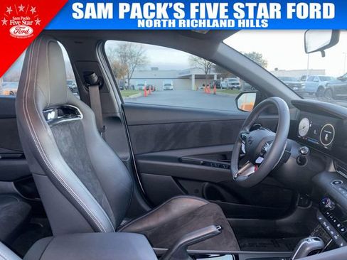 Used 2025 Hyundai Elantra N image 18