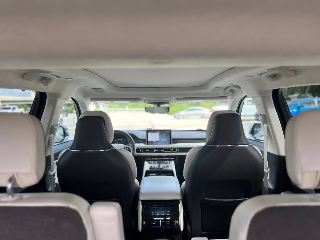 Used 2020 Lincoln Aviator Black Label AWD/4WD image 28
