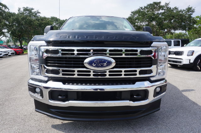Used 2025 Ford F250 XLT w/ FX4 Off-Road Package AWD/4WD image 28