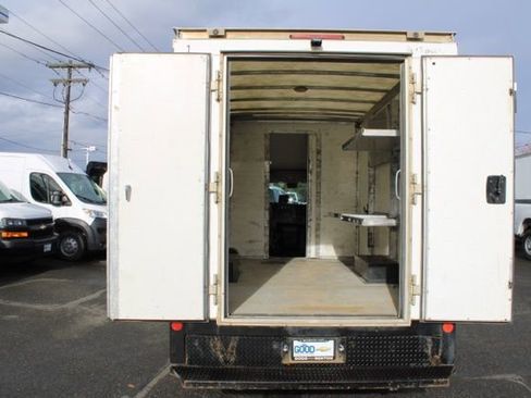 Used 2021 Chevrolet Express 3500 w/ Power Convenience Package image 7