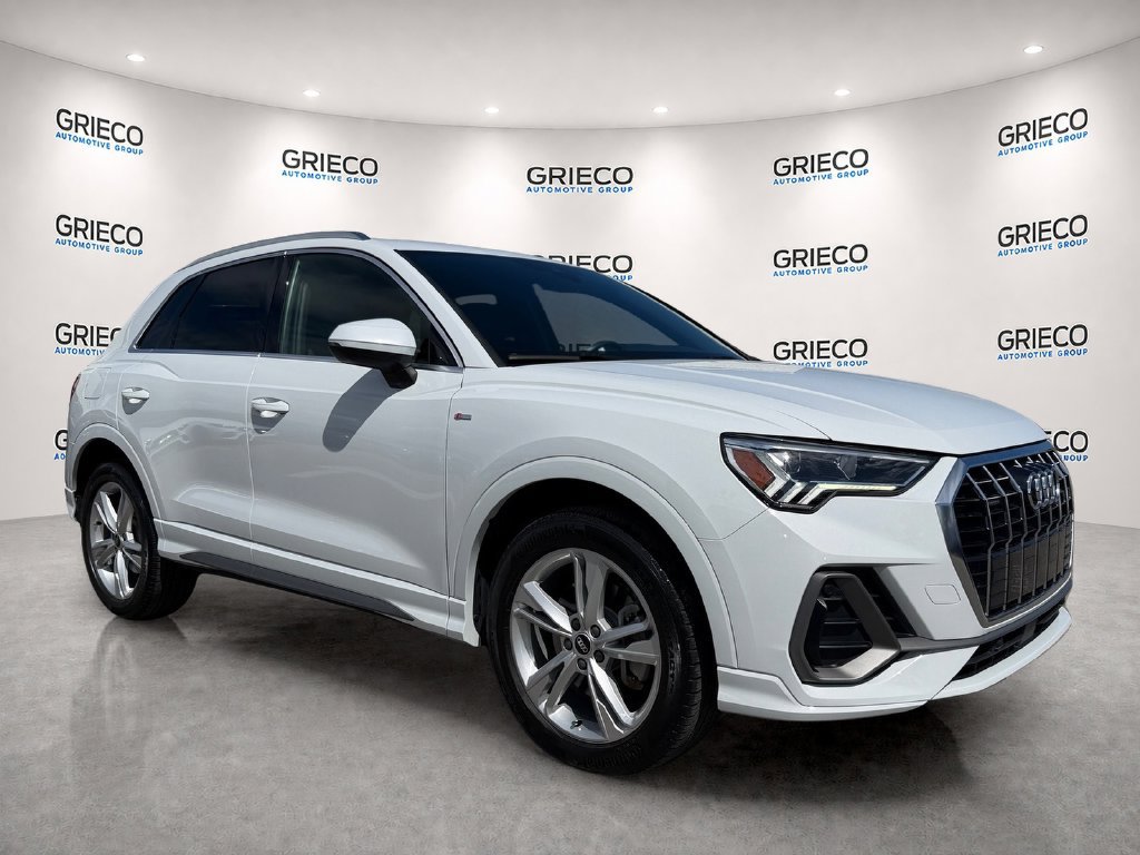 Used 2021 Audi Q3 2.0T Premium Plus w/ Premium Plus Package AWD/4WD image 1