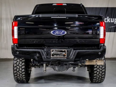 Used 2019 Ford F250 Lariat w/ Lariat Ultimate Package AWD/4WD image 9