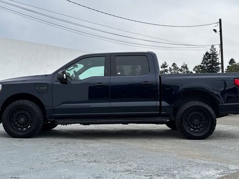 Used 2023 Ford F150 Lightning Lariat image 6