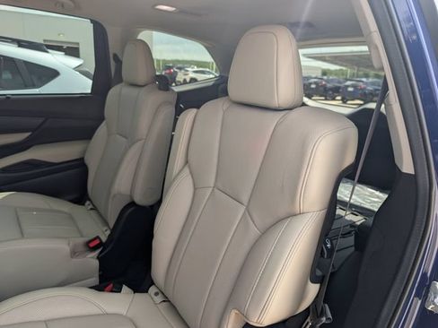 Certified 2026 Subaru Ascent Limited AWD/4WD image 28