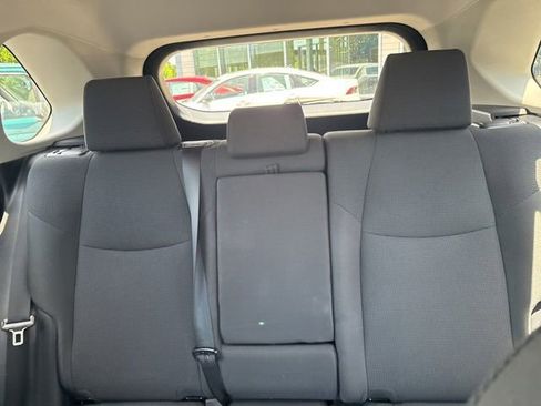 Used 2019 Toyota RAV4 LE FWD image 12