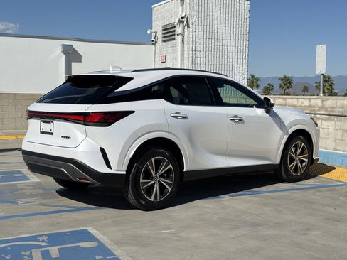 New 2026 Lexus RX 350 FWD image 11