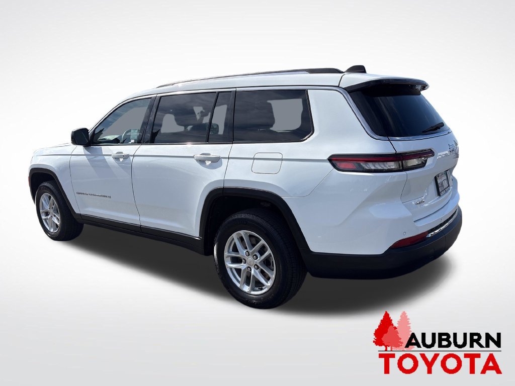 Used 2023 Jeep Grand Cherokee L Laredo AWD/4WD image 7