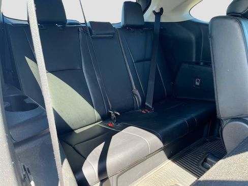 Used 2022 Toyota Highlander Limited AWD/4WD image 27
