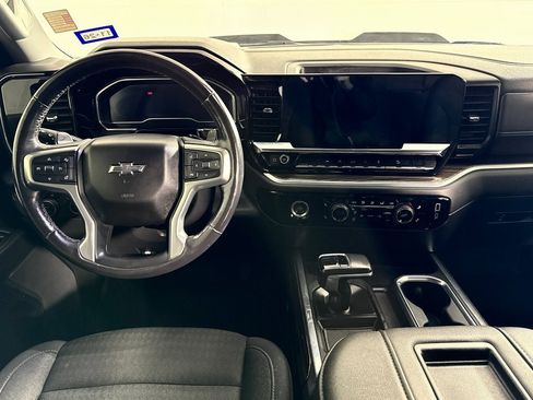 Used 2022 Chevrolet Silverado 1500 LT Trail Boss image 19