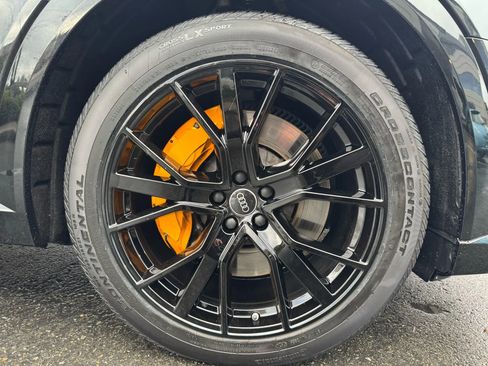 Used 2022 Audi e-tron Chronos w/ Chronos Package image 19