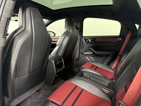 Certified 2023 Porsche Cayenne GTS w/ Premium Package Plus AWD/4WD image 25