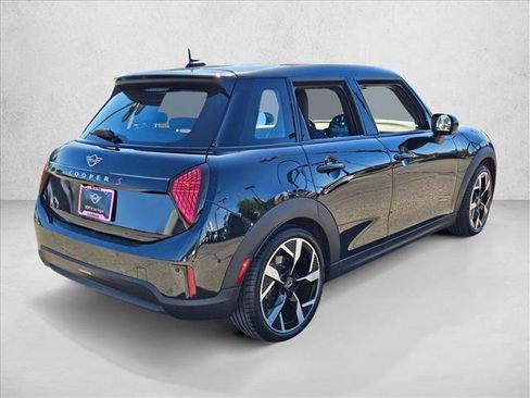 Used 2026 MINI Cooper S FWD image 5