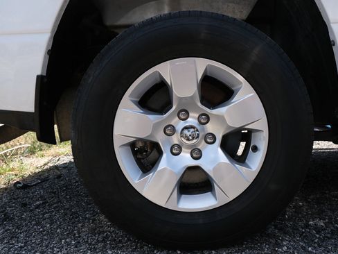 Used 2022 RAM 1500 Big Horn AWD/4WD image 18