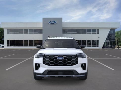 New 2026 Ford Explorer Platinum image 6