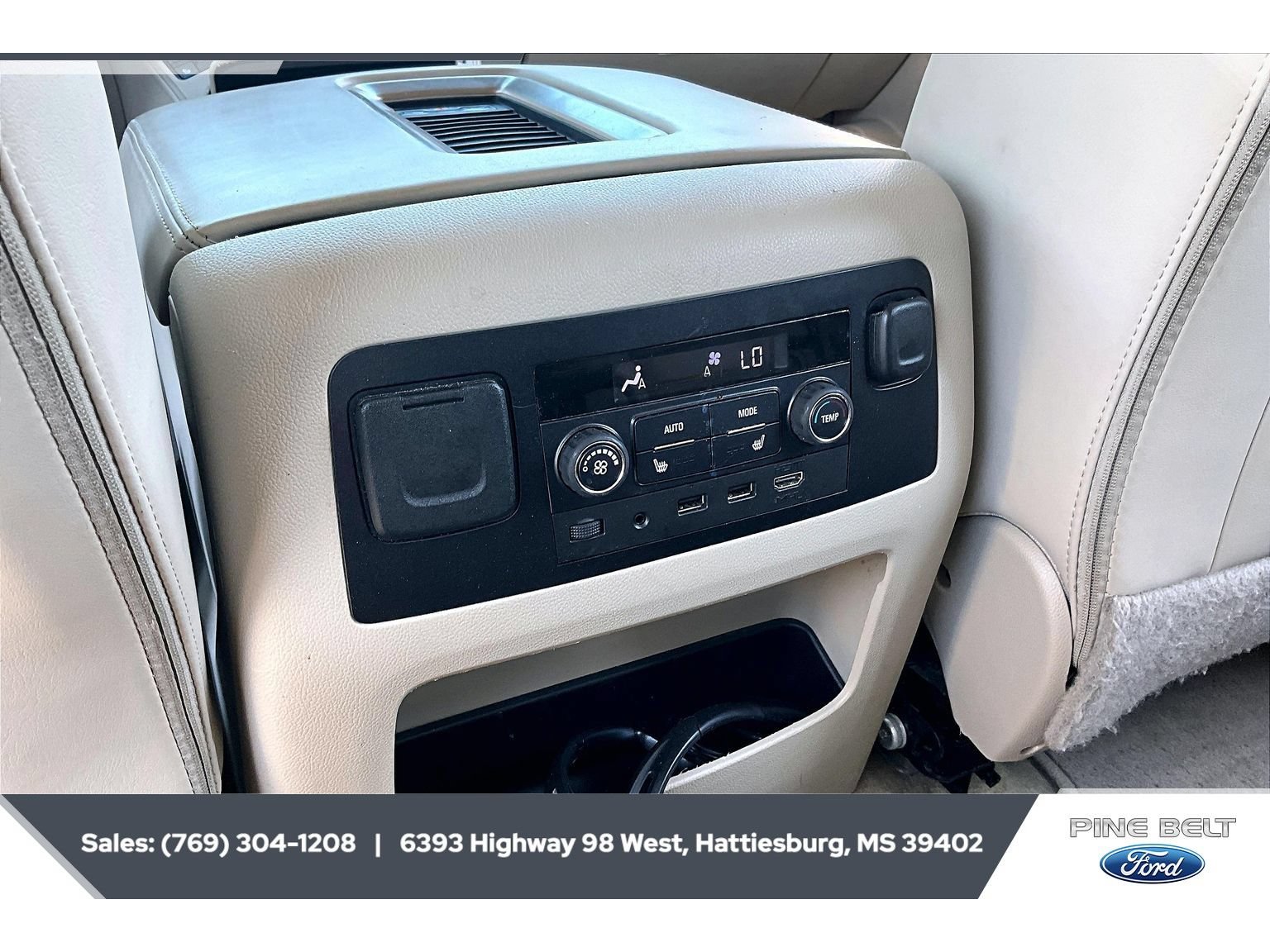 Used 2017 GMC Yukon Denali w/ Open Road Package RWD image 25