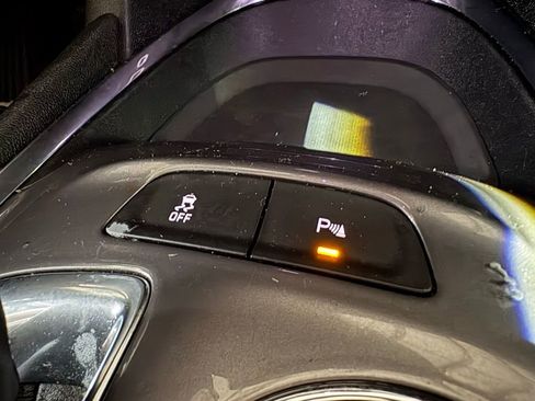 Used 2024 Chevrolet Malibu LT image 38