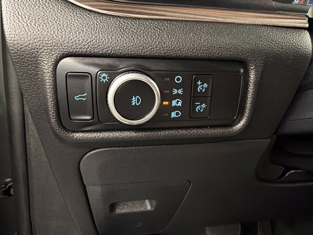 Used 2024 Ford Explorer Limited AWD/4WD image 24