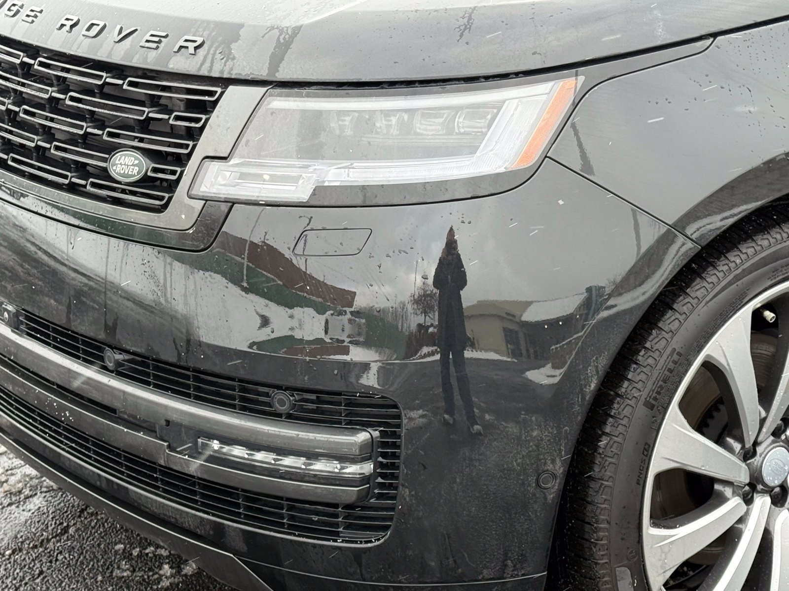 New 2025 Land Rover Range Rover SE AWD/4WD image 11