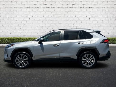 Used 2023 Toyota RAV4 XLE Premium AWD/4WD image 7