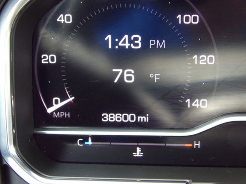 Used 2025 GMC Sierra 2500 AT4 AWD/4WD image 22