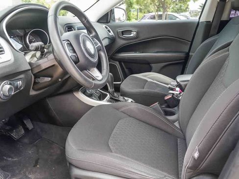 Used 2019 Jeep Compass Sport AWD/4WD image 14