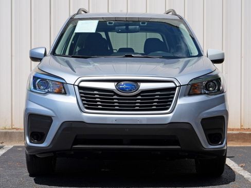 Used 2020 Subaru Forester Premium AWD/4WD image 6