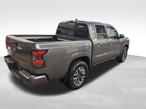 Certified 2024 Nissan Frontier SL image 5