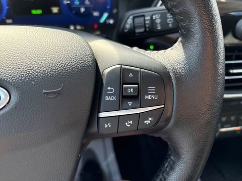 Used 2020 Ford Escape Titanium AWD/4WD image 12
