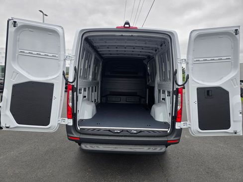 New 2026 Mercedes-Benz Sprinter 2500 image 14