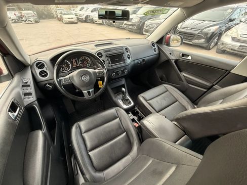 Used 2012 Volkswagen Tiguan S FWD image 20