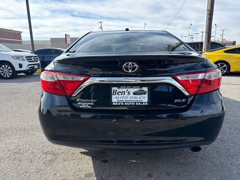Used 2017 Toyota Camry XLE image 7