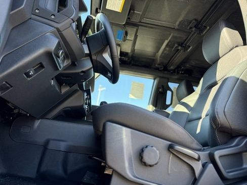 New 2025 Ford Bronco Big Bend image 12