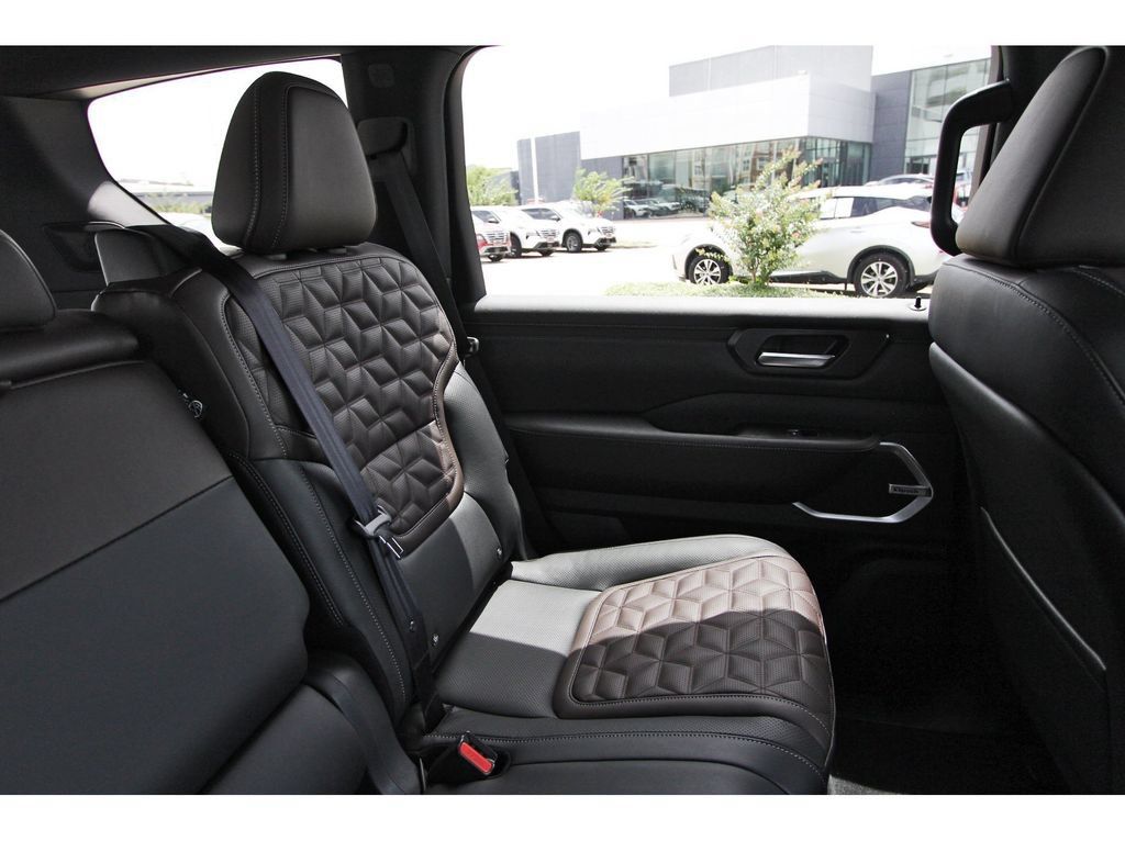 New 2026 Nissan Armada Platinum Reserve AWD/4WD image 10