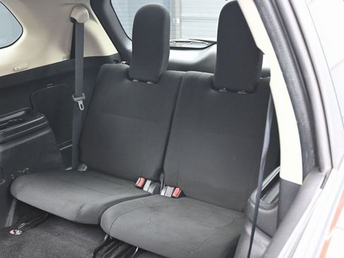 Used 2018 Mitsubishi Outlander ES image 14