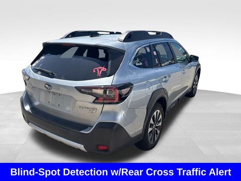 Used 2023 Subaru Outback Limited XT AWD/4WD image 9