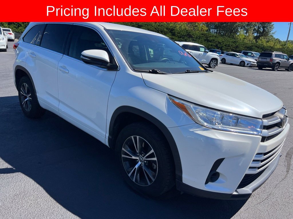 Used 2017 Toyota Highlander LE FWD image 20